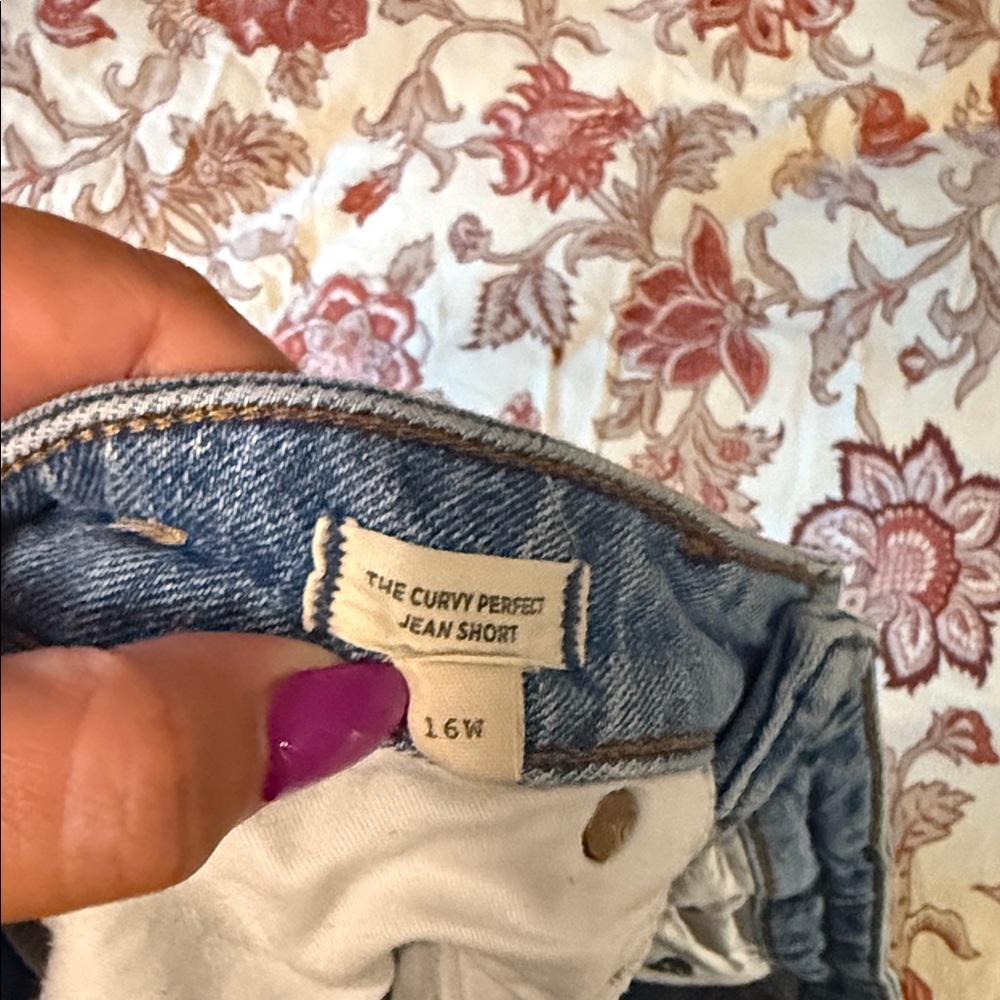 Madewell Light Blue Jean Shorts - Picture 4 of 4